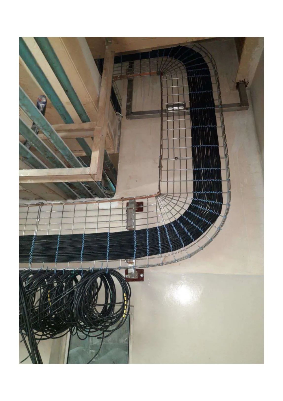 Cable route installation